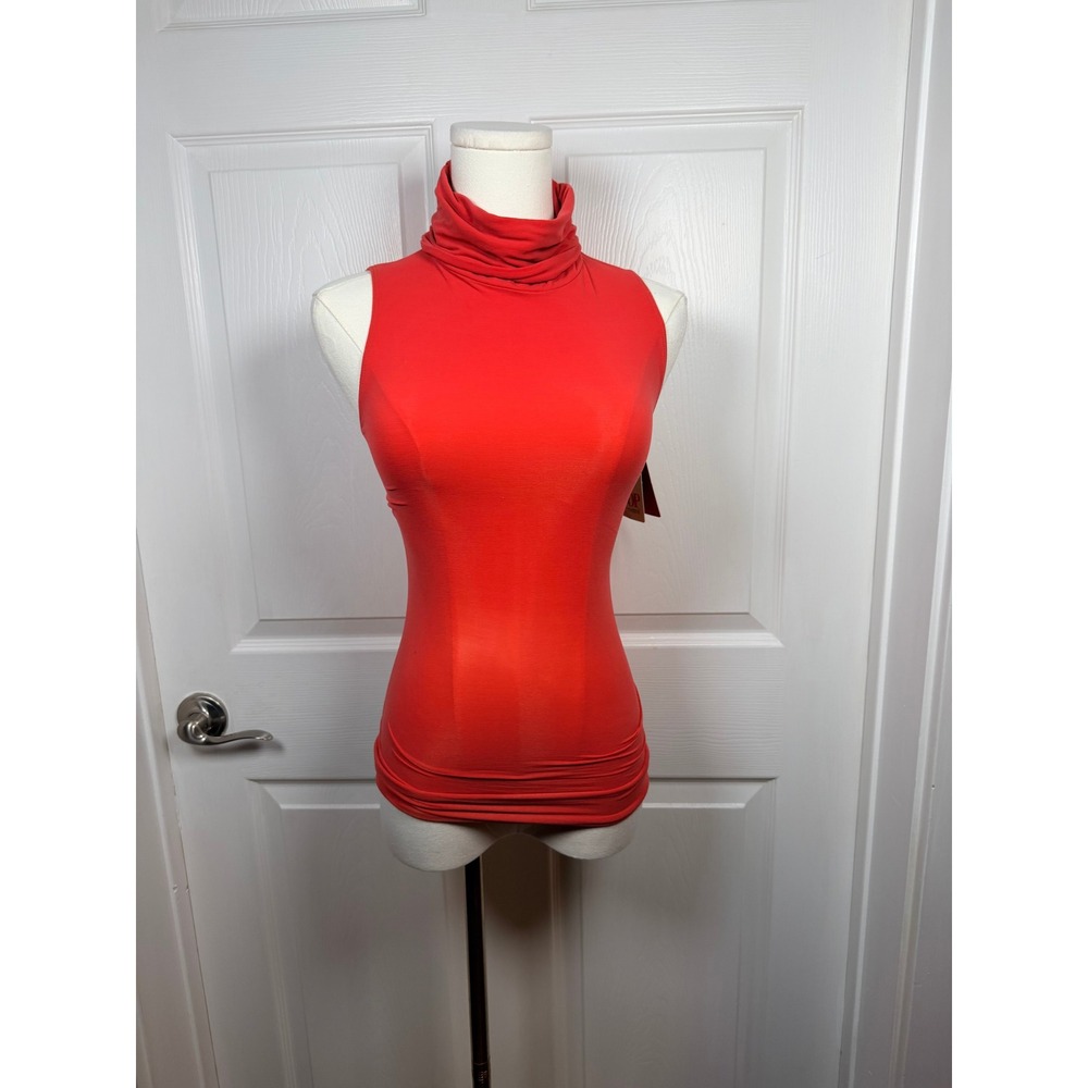 Spanx Women Red Chic Sleeveless Turtleneck Slimming Top L NWT 112121